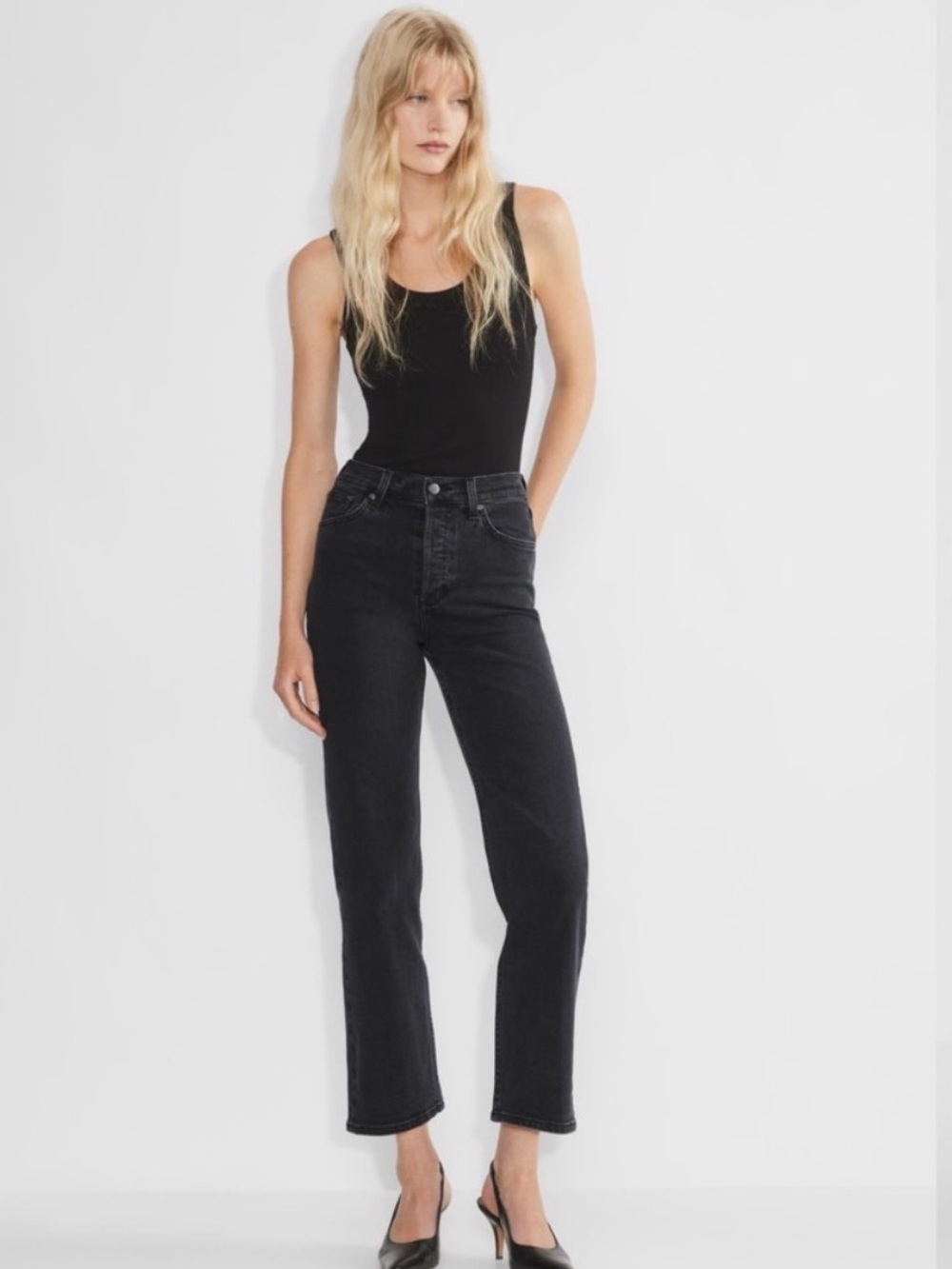 Denim Forum Arlo High-Rise Straight - Size 26, 28L